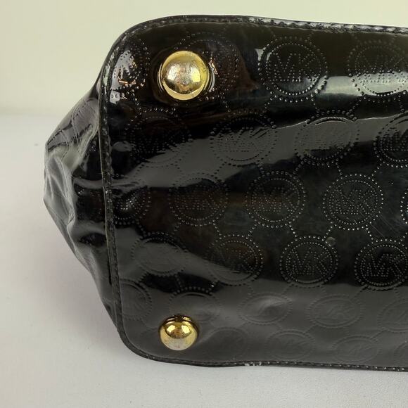 Michael Kors Jet Set Shoulder Tote Bag Black Patent Leather Logo Pattern AV-1302 - Picture 16 of 16
